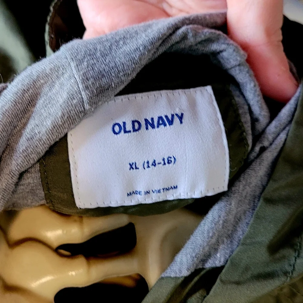 Hooded Lightweight Jacket